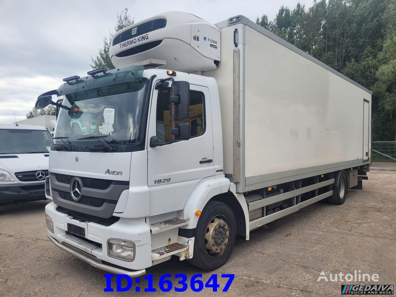 camião frigorífico Mercedes-Benz  Actros 1829 Euro5 Manual + Tail lift