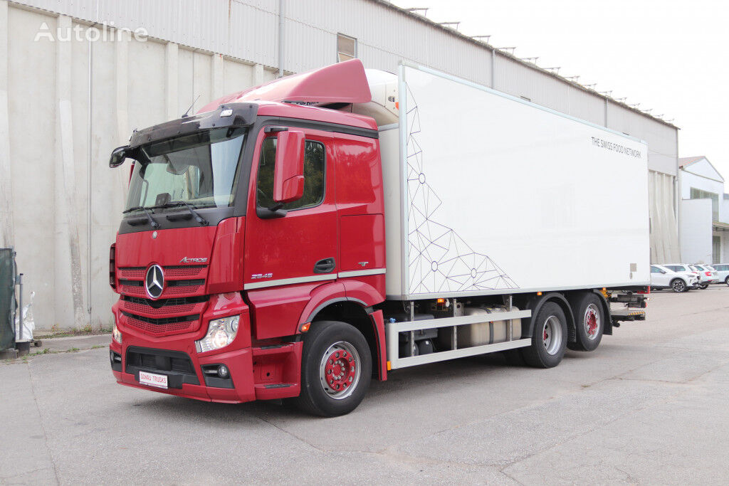 Mercedes-Benz Actros 2545 E6 T1200R Fleisch Rohrbahnen refrigerated truck