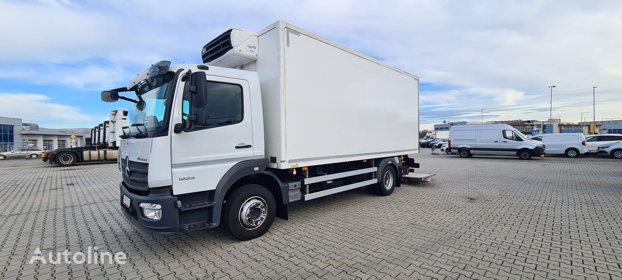 Mercedes-Benz Atego 1324 camión frigorífico