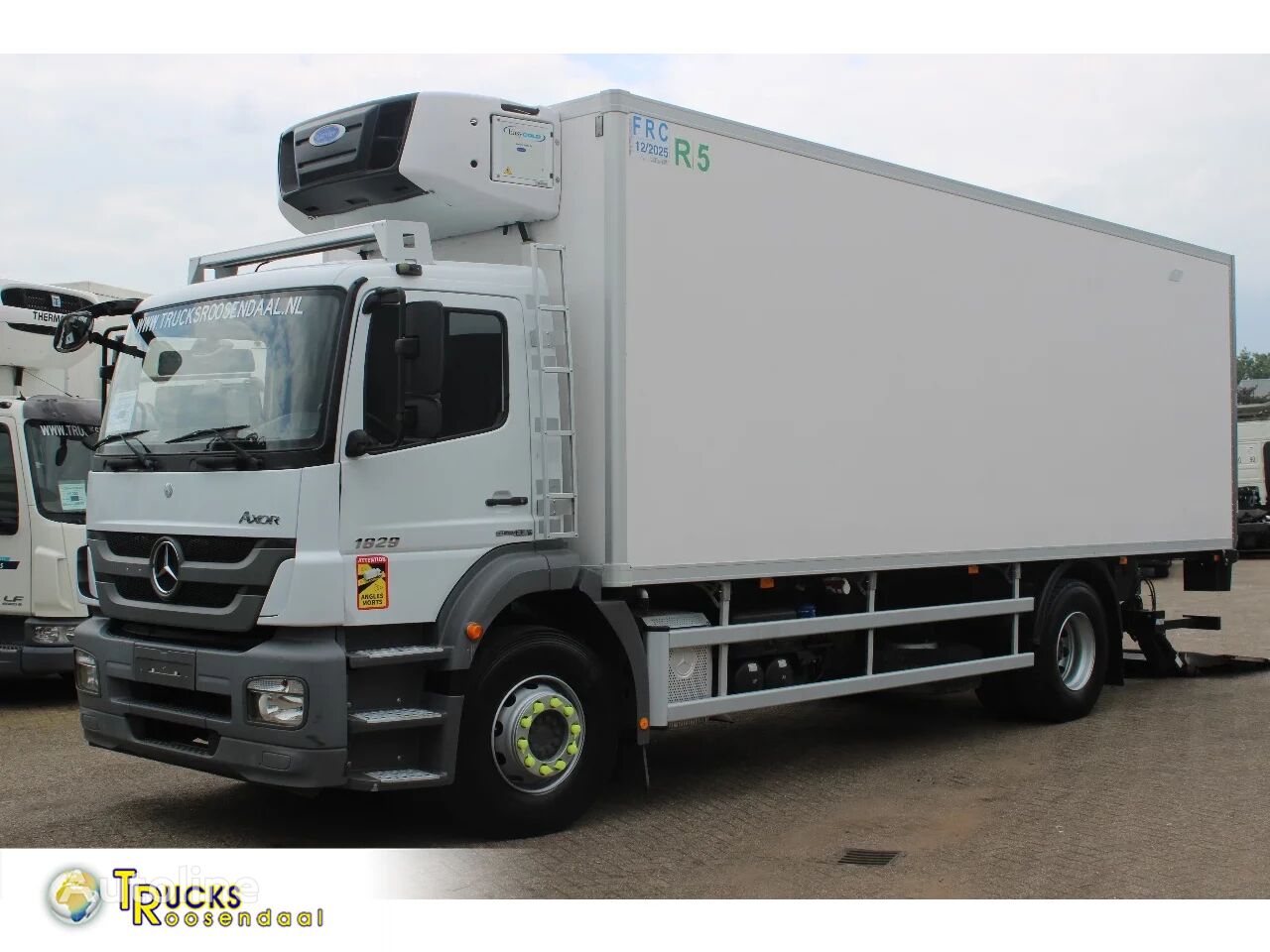 Mercedes-Benz Axor 1829 + EURO 5 + LIFT + CARRIER SUPRA 850 + 19T + Low KM refrigerated truck