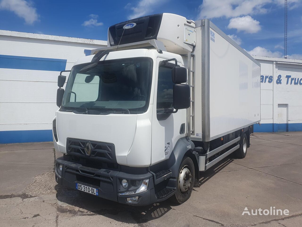 Renault D12-250 refrigerated truck