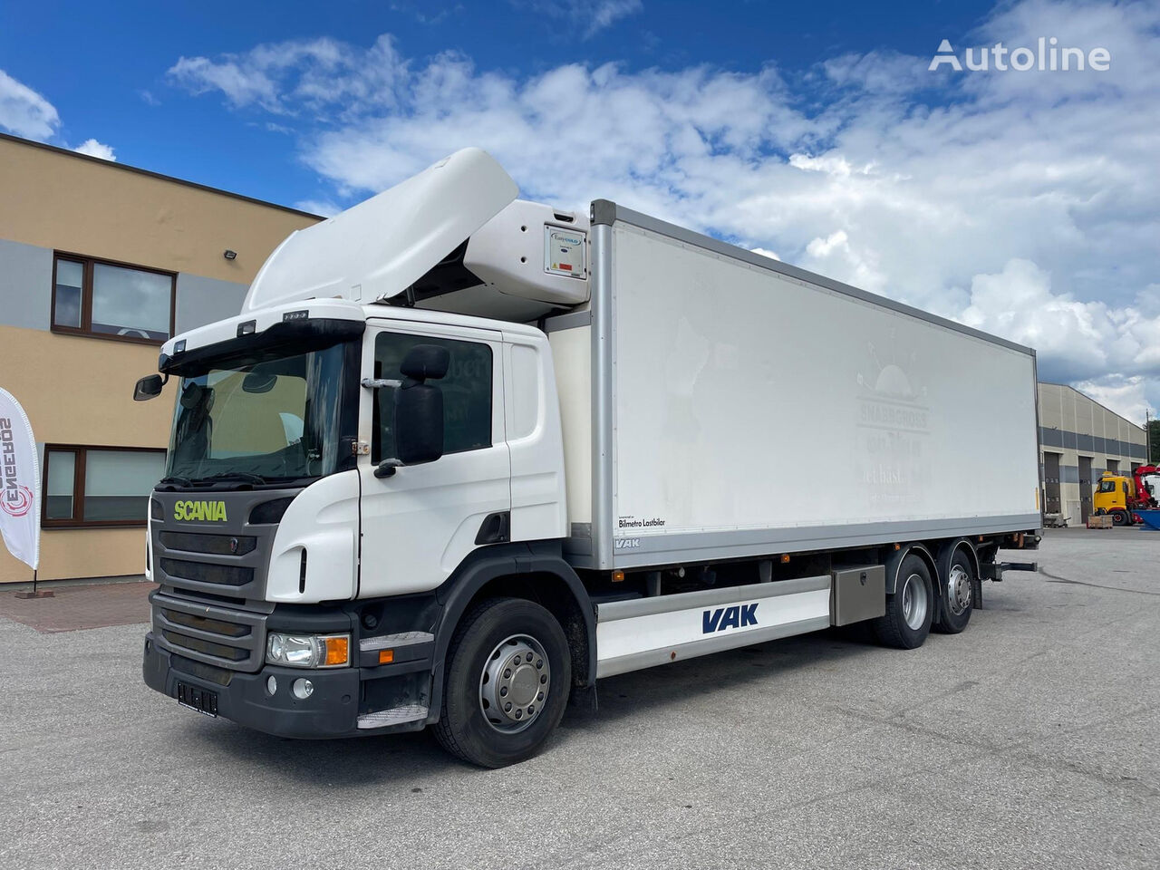 Scania P320 6x2*4 + CARRIER SUPRA 950 + 9M BOX refrigerated truck