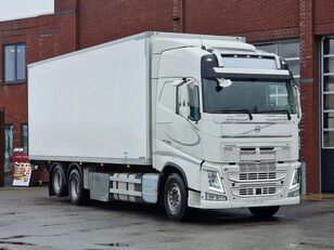 Volvo FH 13.500 Globetrotter 6x2 - Carrier Frigo - 5.60 WB - Full air  refrigerated truck