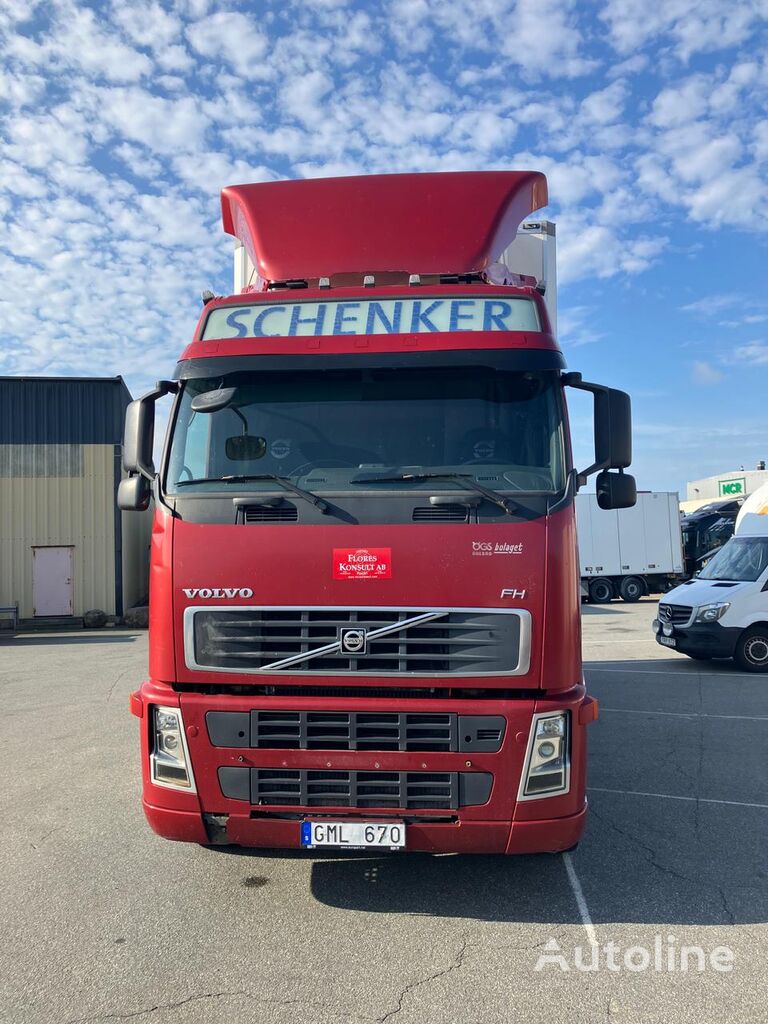 camion frigorifique Volvo FH13 440