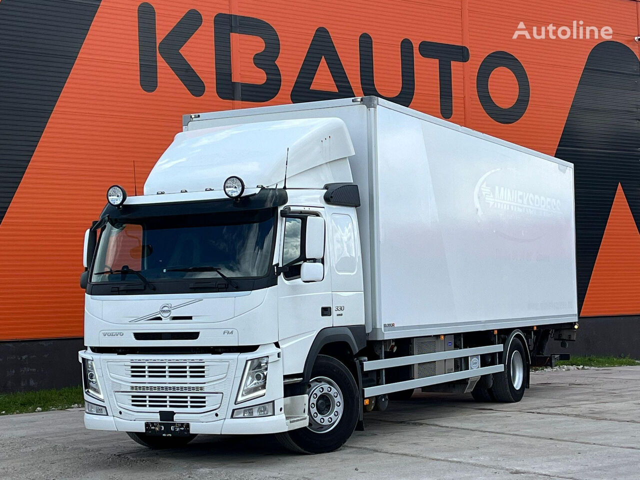 авторефрижератор Volvo FM 330 4x2 CARRIER ICELAND / BOX L=8566 mm