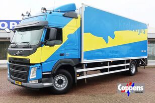 хладилен камион Volvo FM 330 Carrier Supra 750