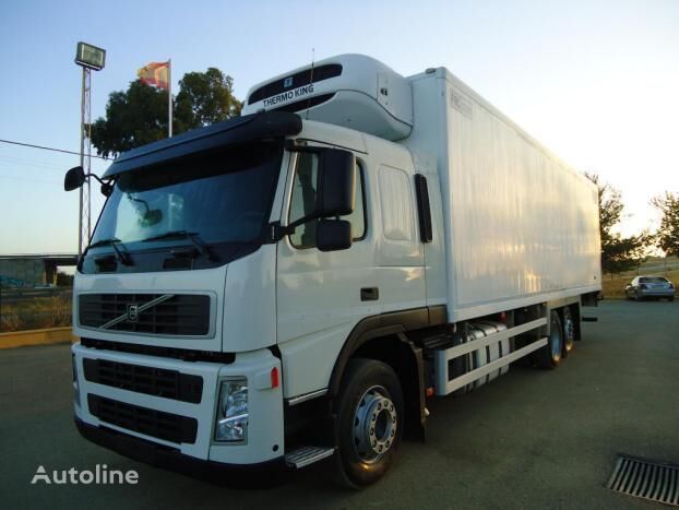 Volvo FM 400 refrigerated truck