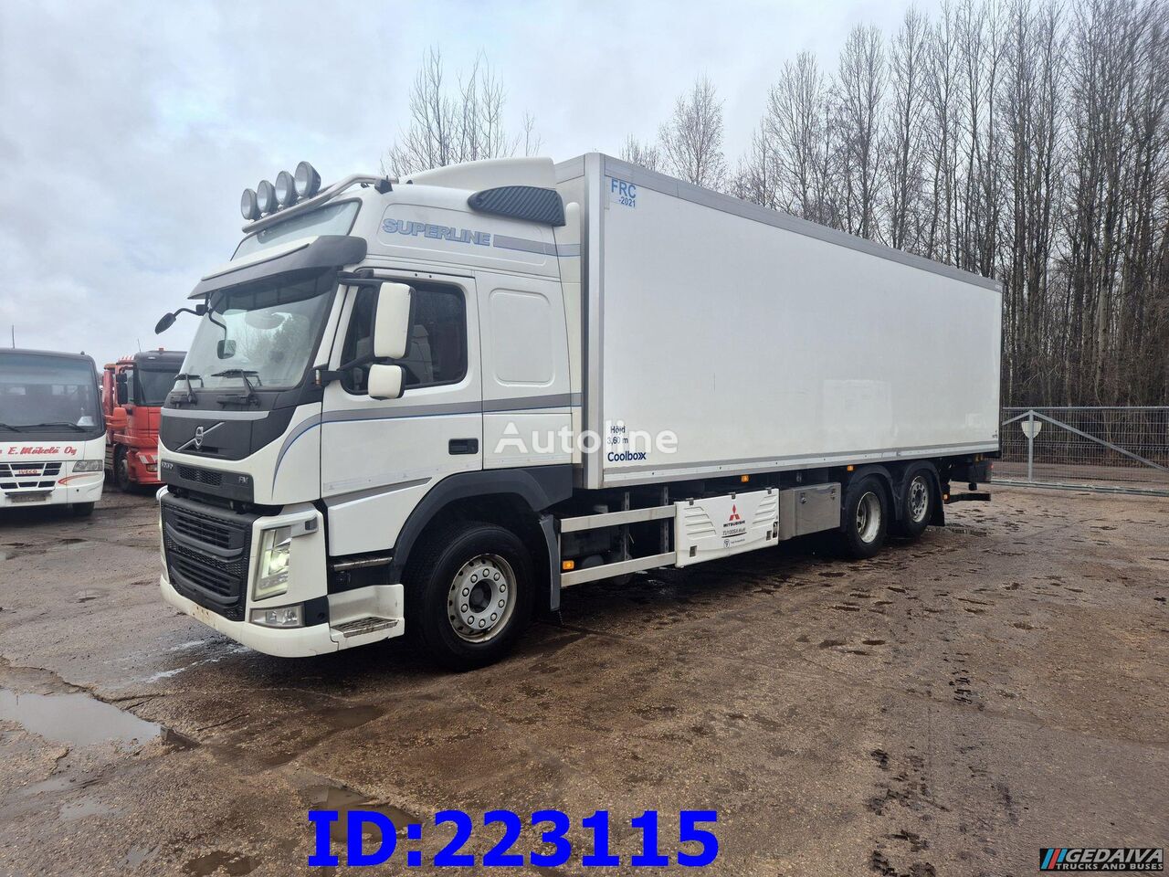 камион-ладилник Volvo FM13 6X2 Euro6 + Mitsubishi - Steering Axle