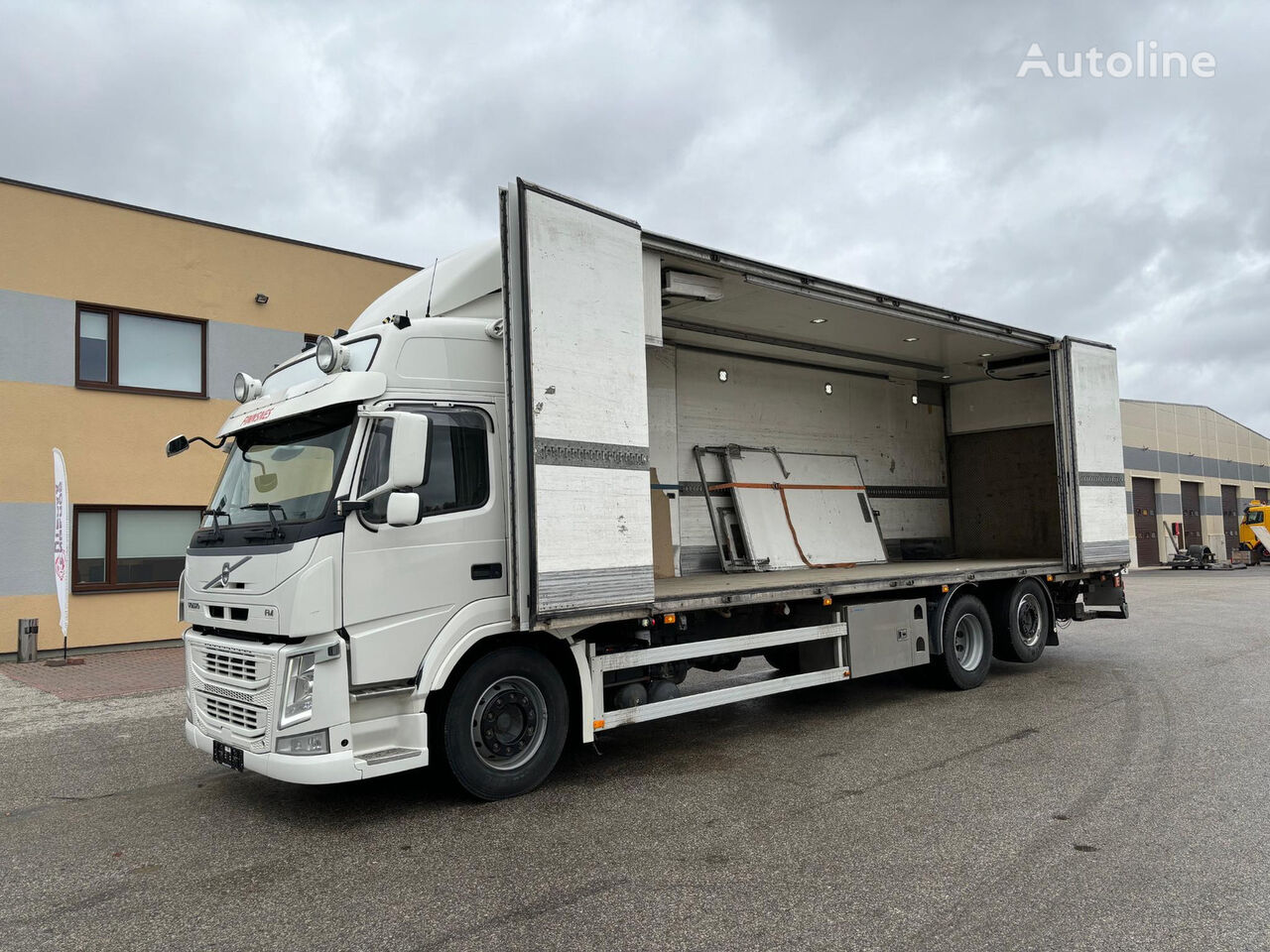 Volvo FM450 6x2*4 EURO6 + CARRIER SUPRA 1250 camión frigorífico