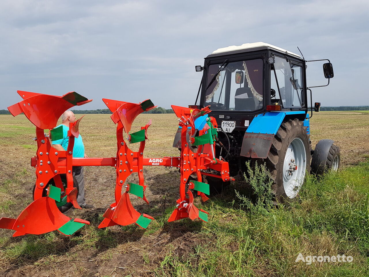 nový pluh otočný Agro-Masz Plug oborotniy 3-korpusniy 25*30*35*40 sm