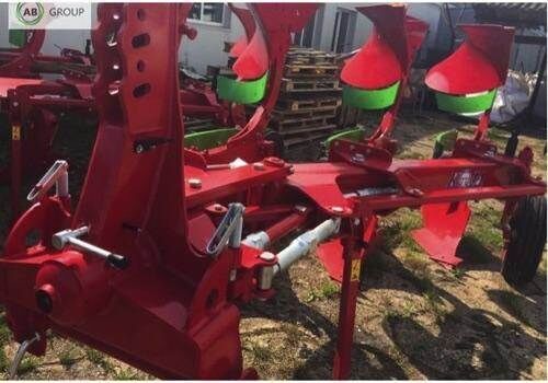 Koja pług obrotowy POR-3 reversible plough