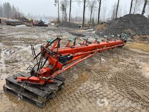 المحراث ذو الاتجاهين Kverneland BB 85-8