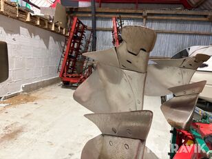 بيع المحراث ذو الاتجاهين Kverneland LD100 - صورة 40 | Agroline EG المحراث ذو الاتجاهين Kverneland LD100 | صورة 40 - Agroline