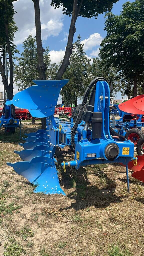 Lemken Juwel 10 arado reversible nuevo