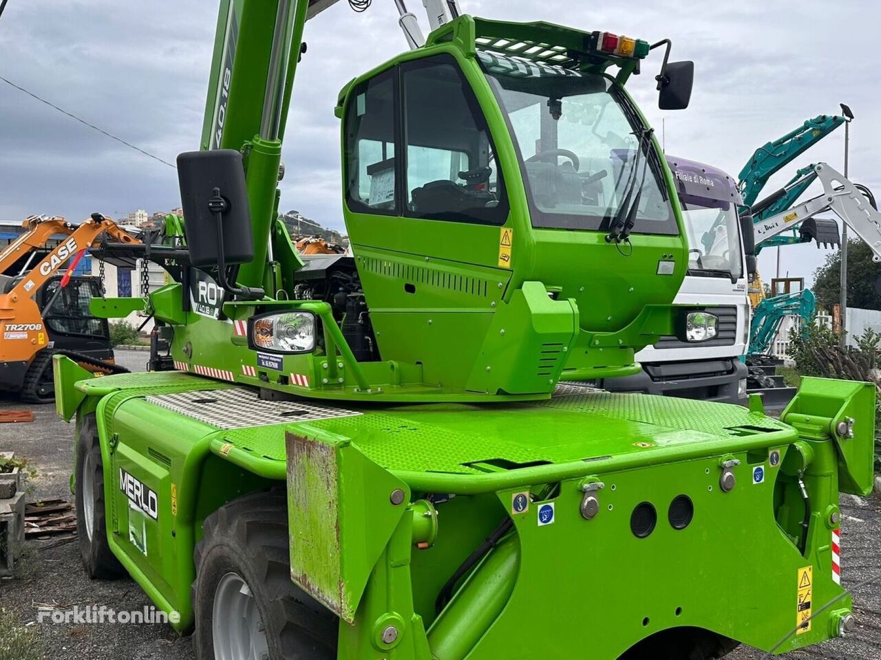 Merlo ROTO 40.18EVS drehbarer Teleskoplader