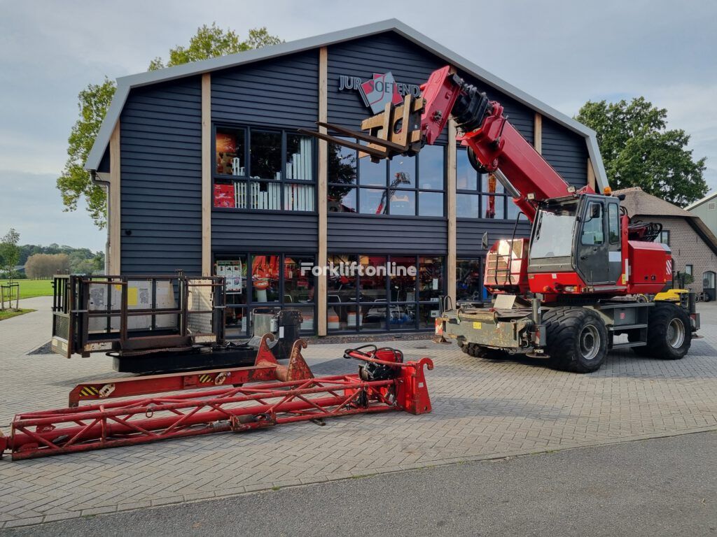 Sennebogen 608 rotating telehandler