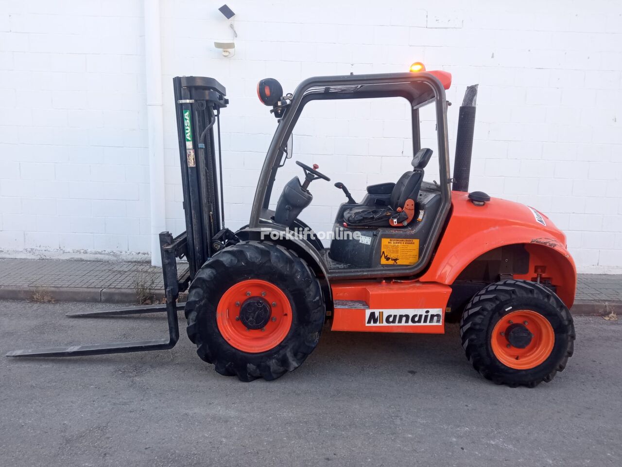 Ausa C 250 HX4 arazi forklift