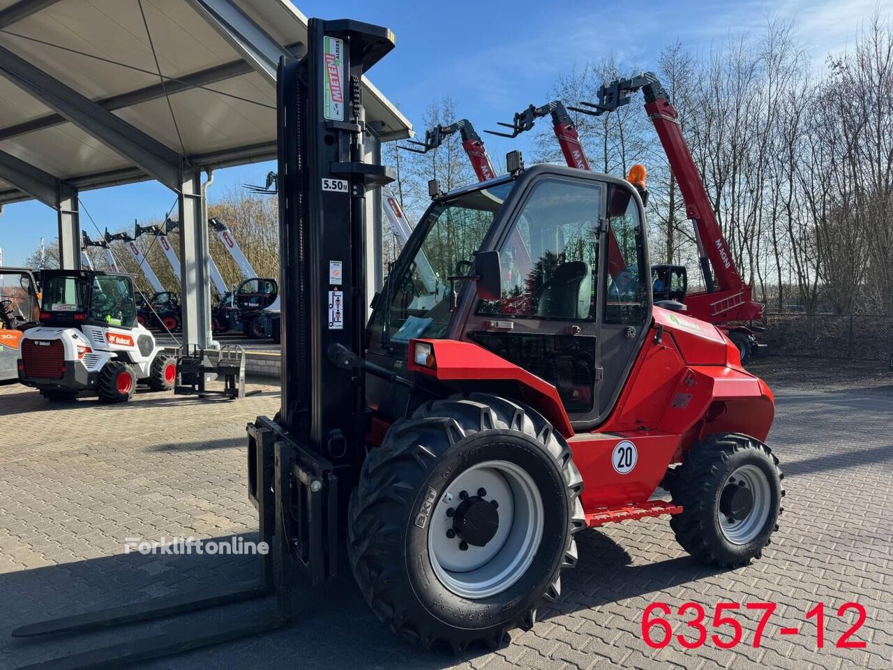 chariot élévateur tout-terrain Manitou M 30 - 4