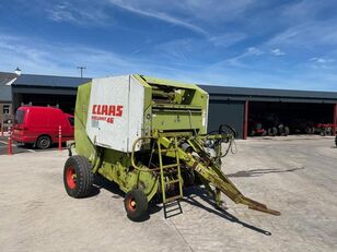 آلة جمع وكبس ولف الأعلاف والتبن Claas ROLLANT 46RC