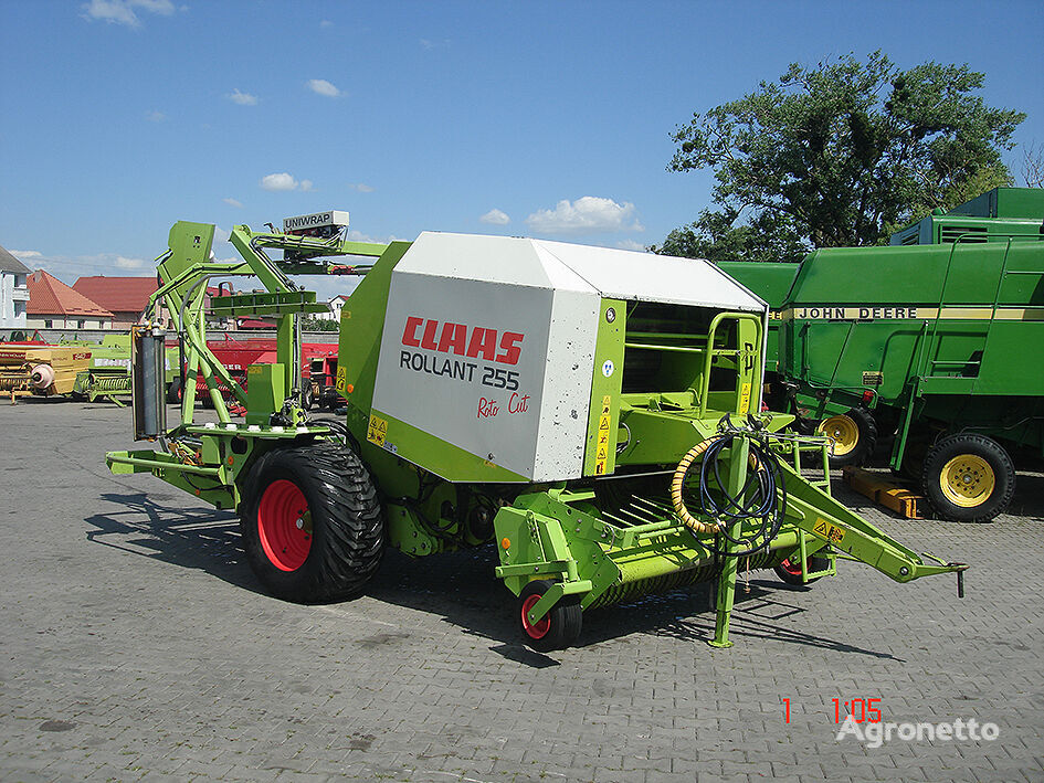 прес-підбирач рулонний Claas Rollant 255