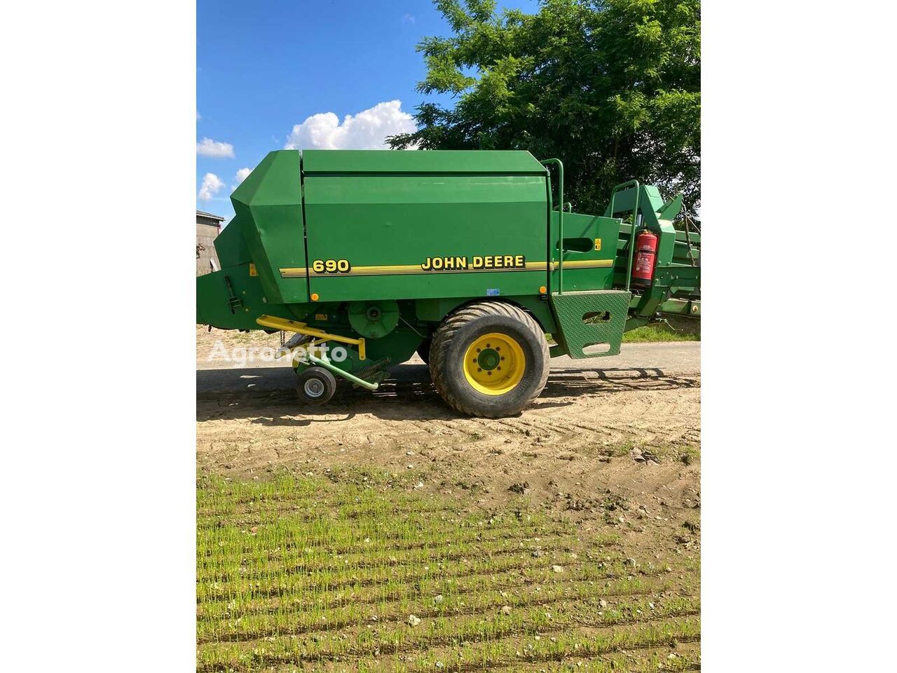 John Deere 690 round baler for sale | Agronetto ZW John Deere 690 round baler - Agronetto