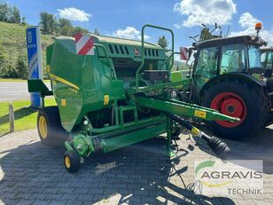 John Deere F441M  Rundballenpresse