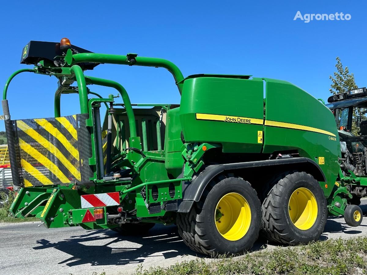 John Deere JOHN DEER C441R round baler