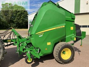 John Deere V461M round baler