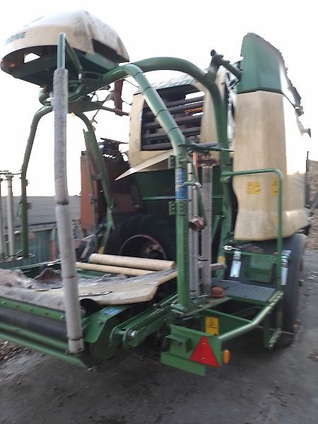 Krone Comrima CV 150cx round baler