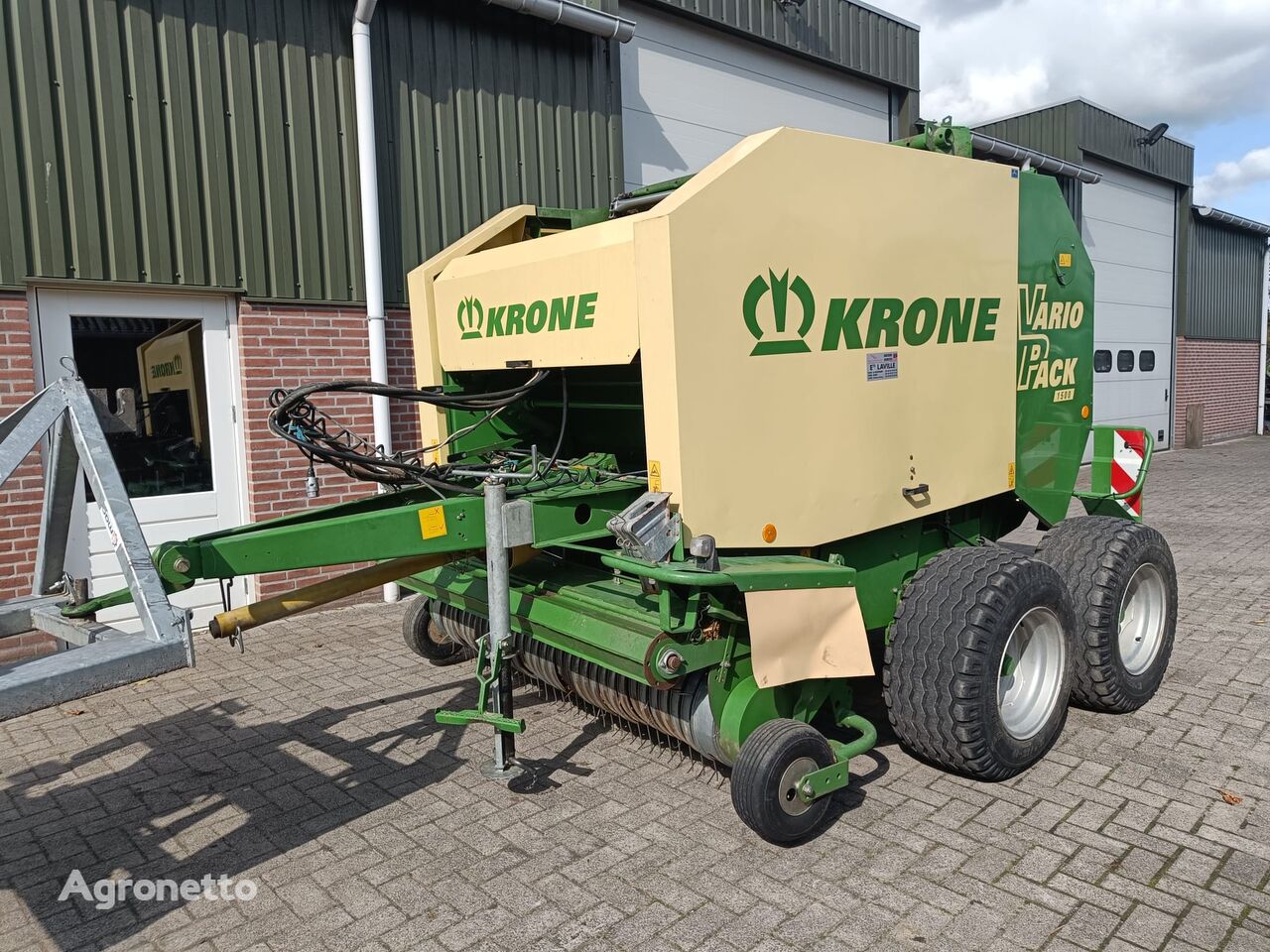 lis na okrúhle balíky Krone Vario Pack 1500 ronde balenpers/ Rundballenpresse / round baler