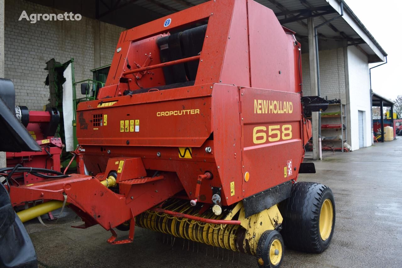 New Holland 658 Crop Cut Rundballenpresse