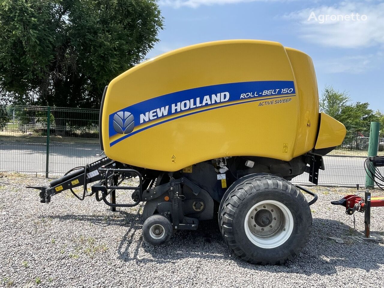 New New Holland ROLL-BELT 150 round baler - Agronetto