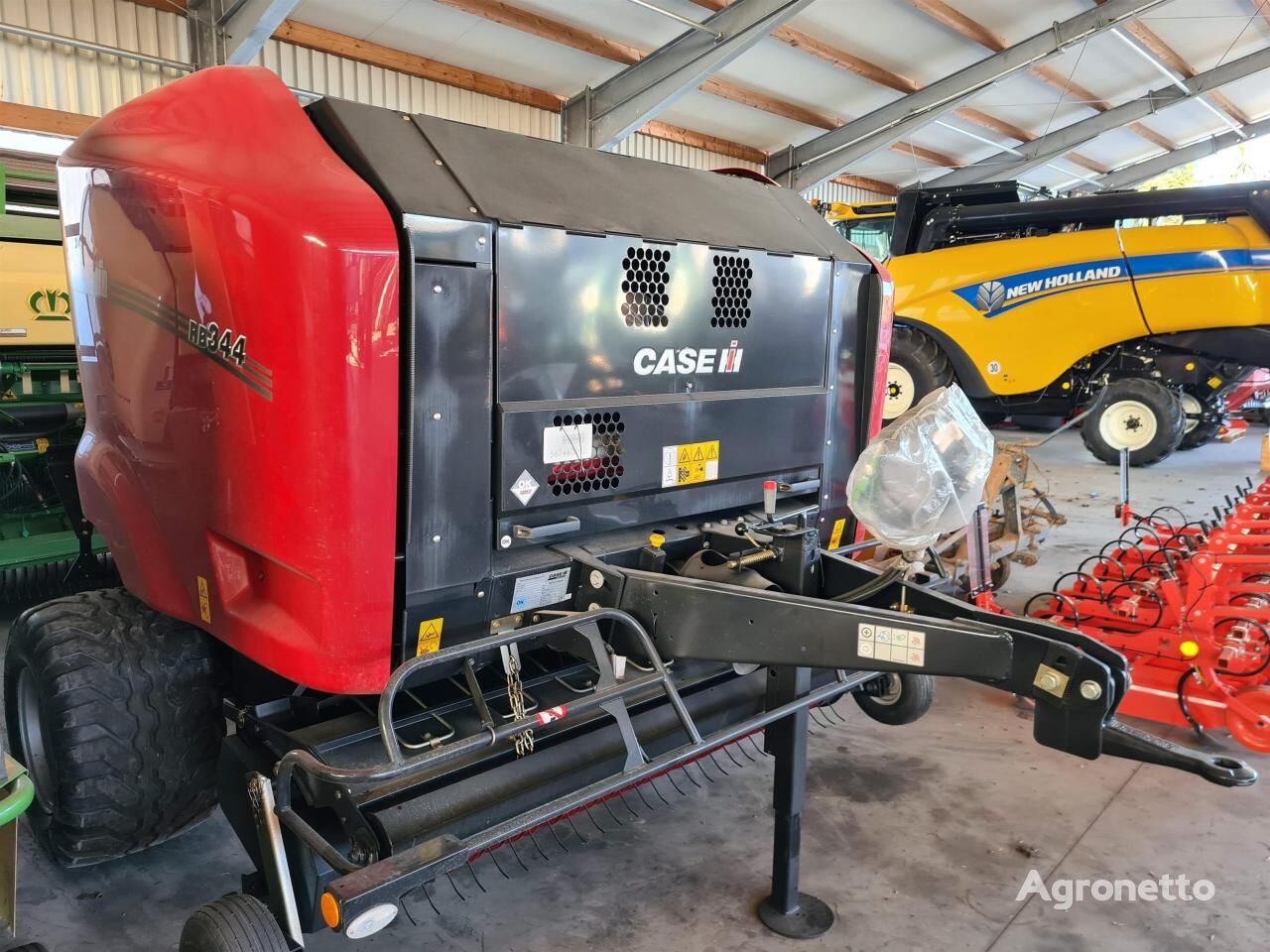 new RB 344 RC DEMO round baler