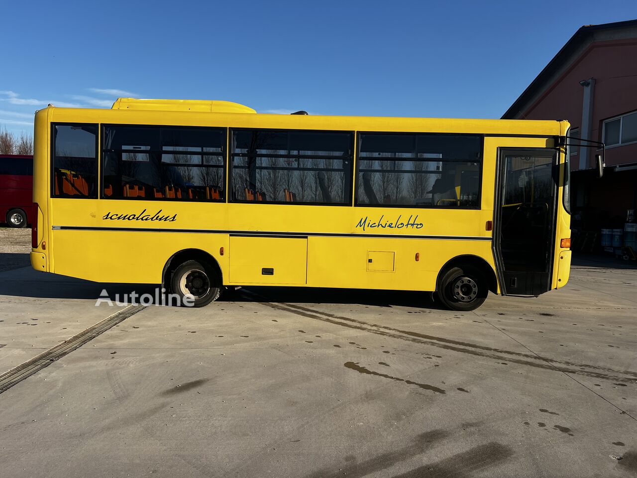 autocarro escolar IVECO Cacciamali 90