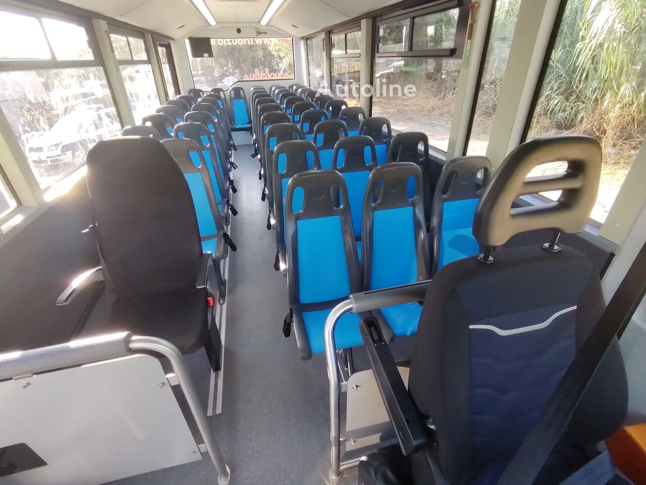 Indcar Mobi school bus - Autoline