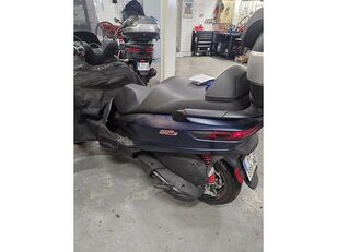Piaggio MP3 500HP esc&uacute;ter