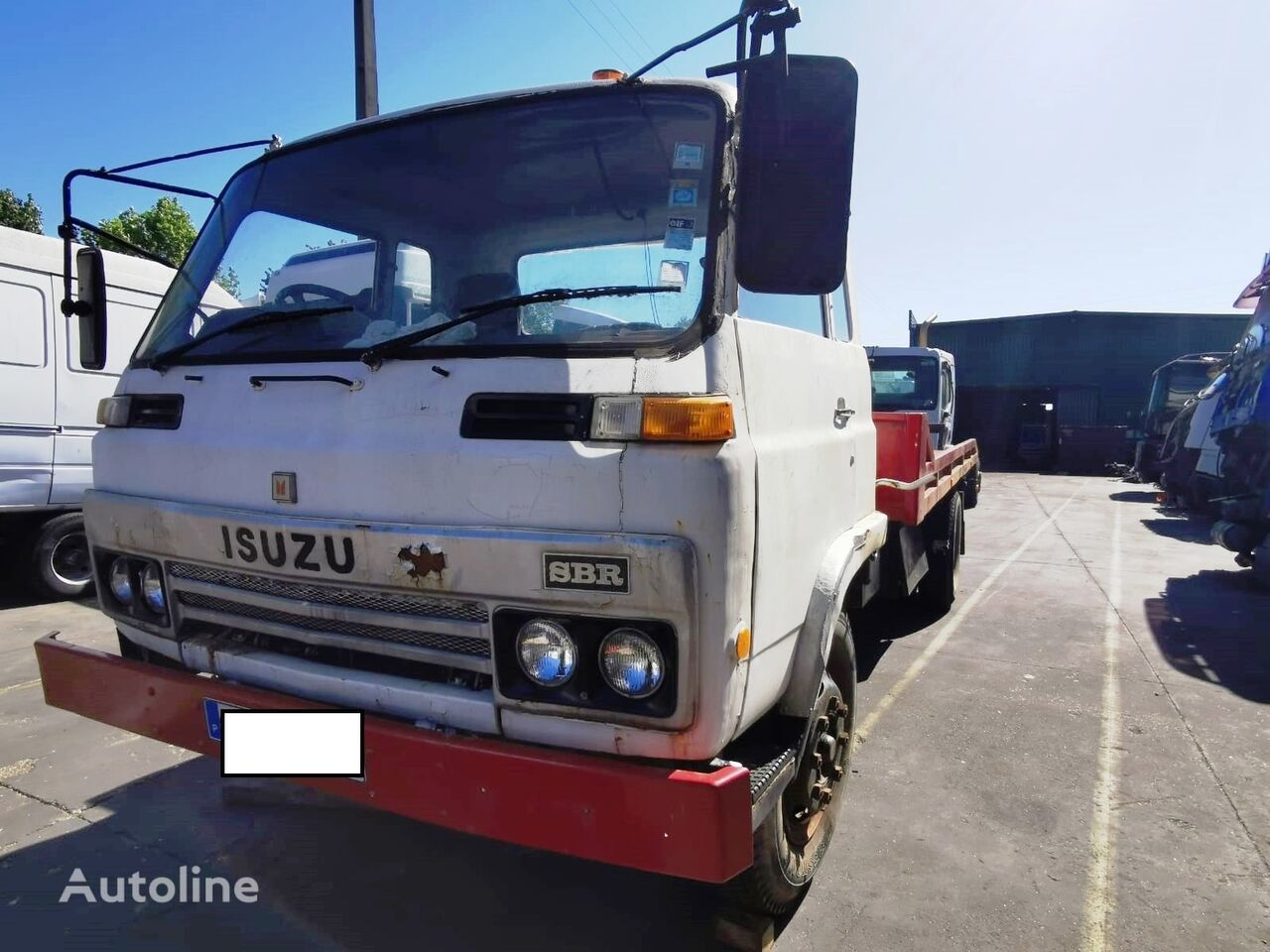 Isuzu SBR scrap truck for parts