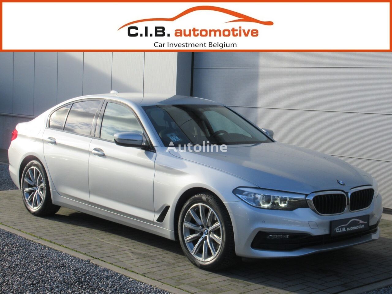 Седан BMW 520 i Aut. Sportlne / Shadow / Navi - Autoline