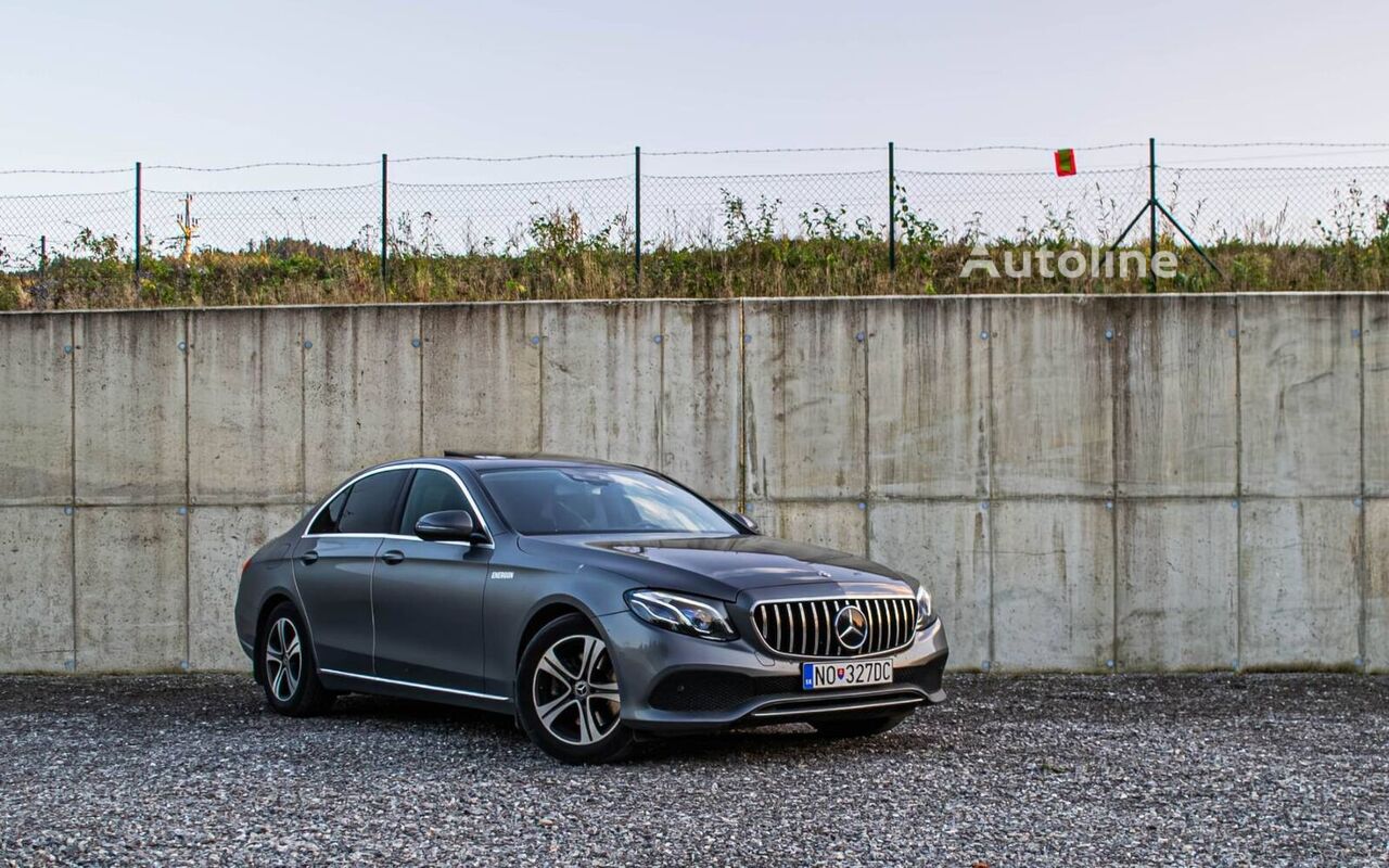 Sedan Mercedes-Benz E trieda e220d 4Matic (ODPOČET DPH) na predaj | Autoline SK Sedan Mercedes-Benz E trieda e220d 4Matic (ODPOČET DPH) - Autoline
