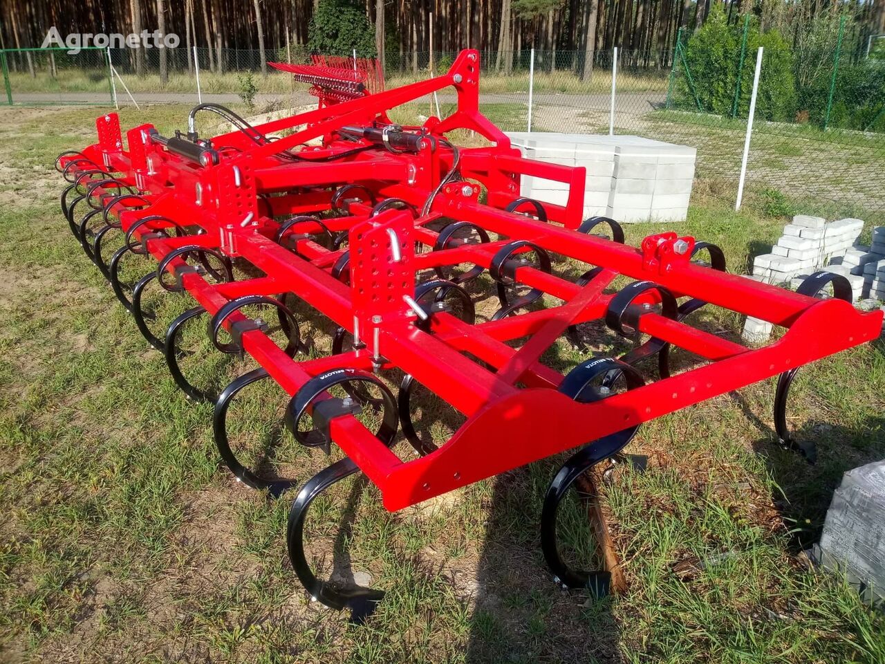 ny seedbed cultivator