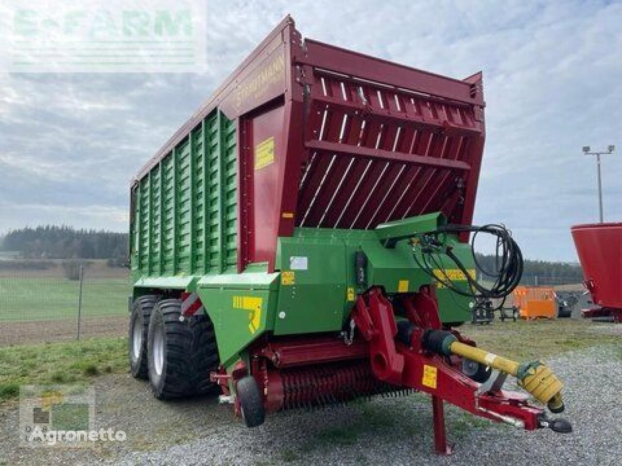 Strautmann magnon cfs 8-370 self-loading wagon - Agronetto