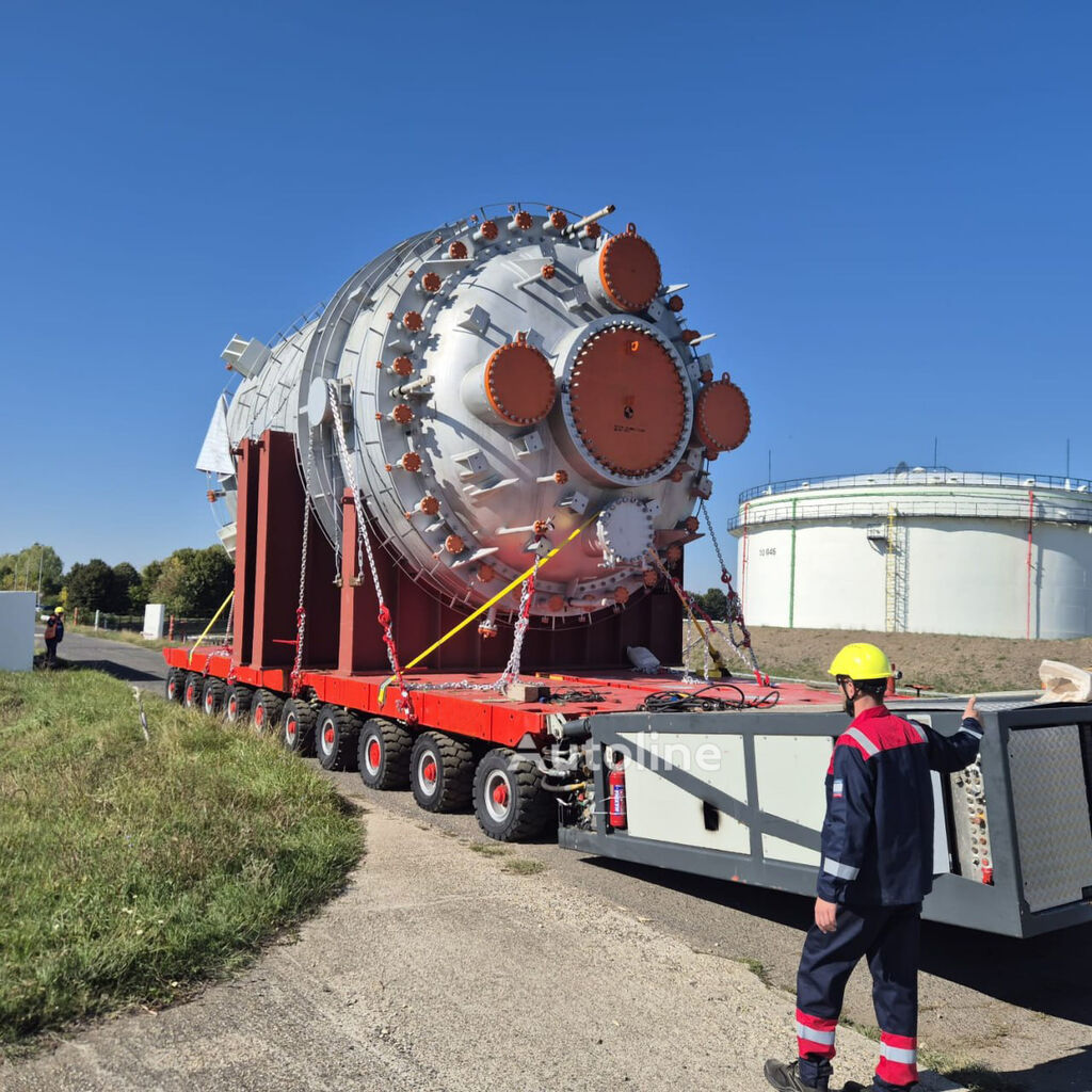 Scheuerle self-propelled modular transporter - Autoline