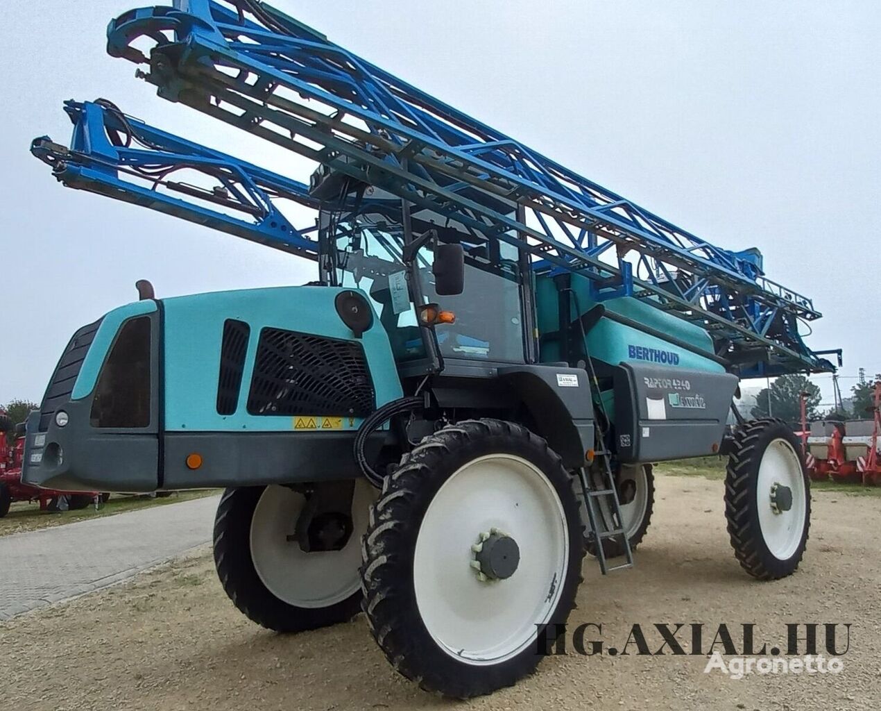 Berthoud Raptor 4240/24 Self-propelled sprayer önjáró permetezőgép