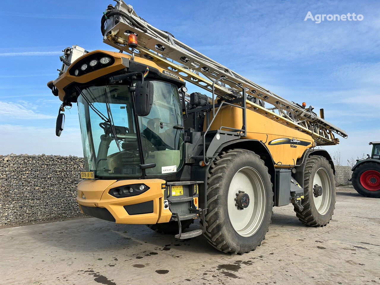 Pulvérisateur automoteur Challenger Rogator Sprayer - Agronetto