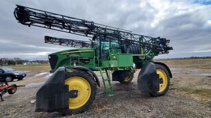 John Deere 4720 self-propelled sprayer