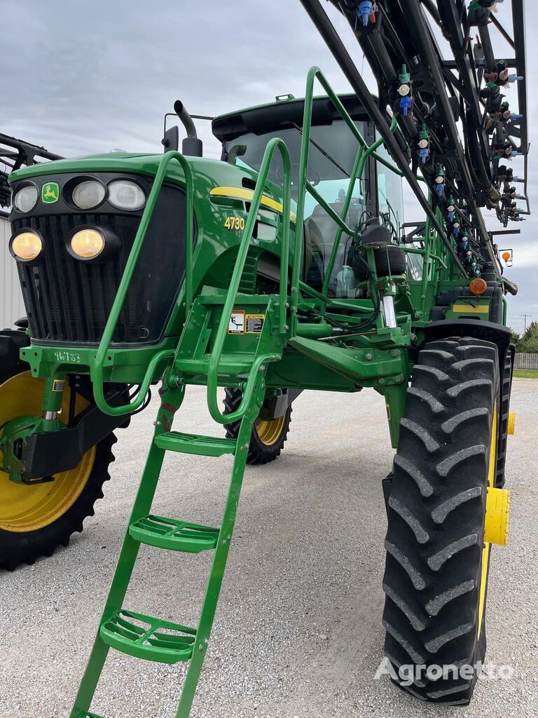 John Deere 4730 self-propelled sprayer