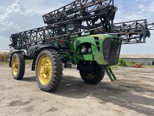 John Deere 4930 self-propelled sprayer