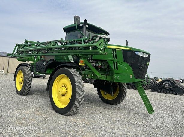 John Deere R 4030 self-propelled sprayer