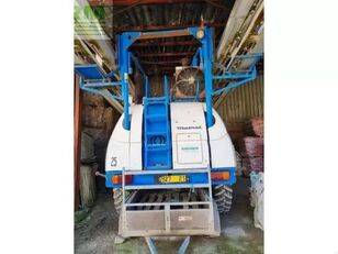 maşină de erbicidat Matrot maestria21