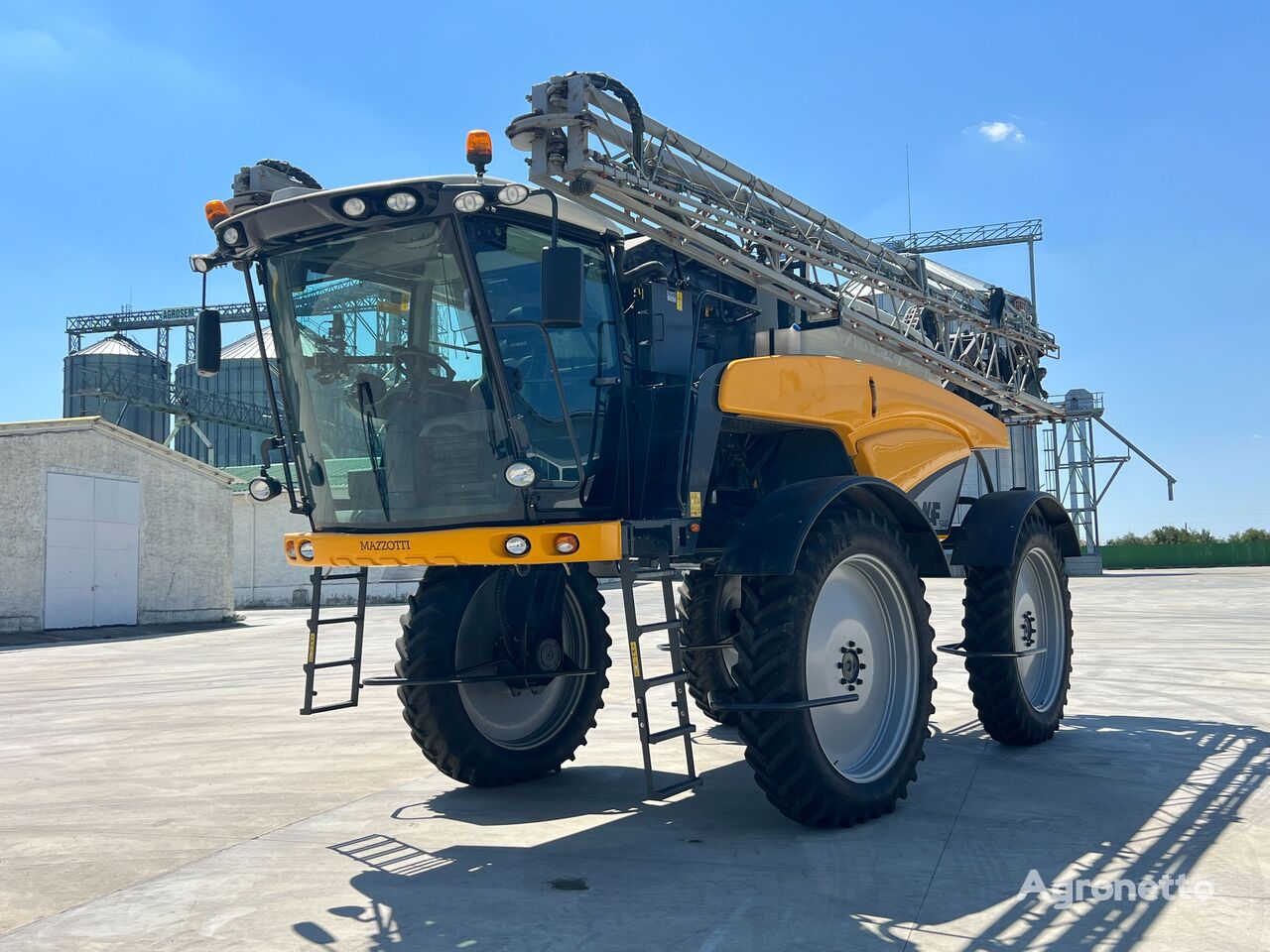 Mazzotti Maf 5240 self-propelled sprayer